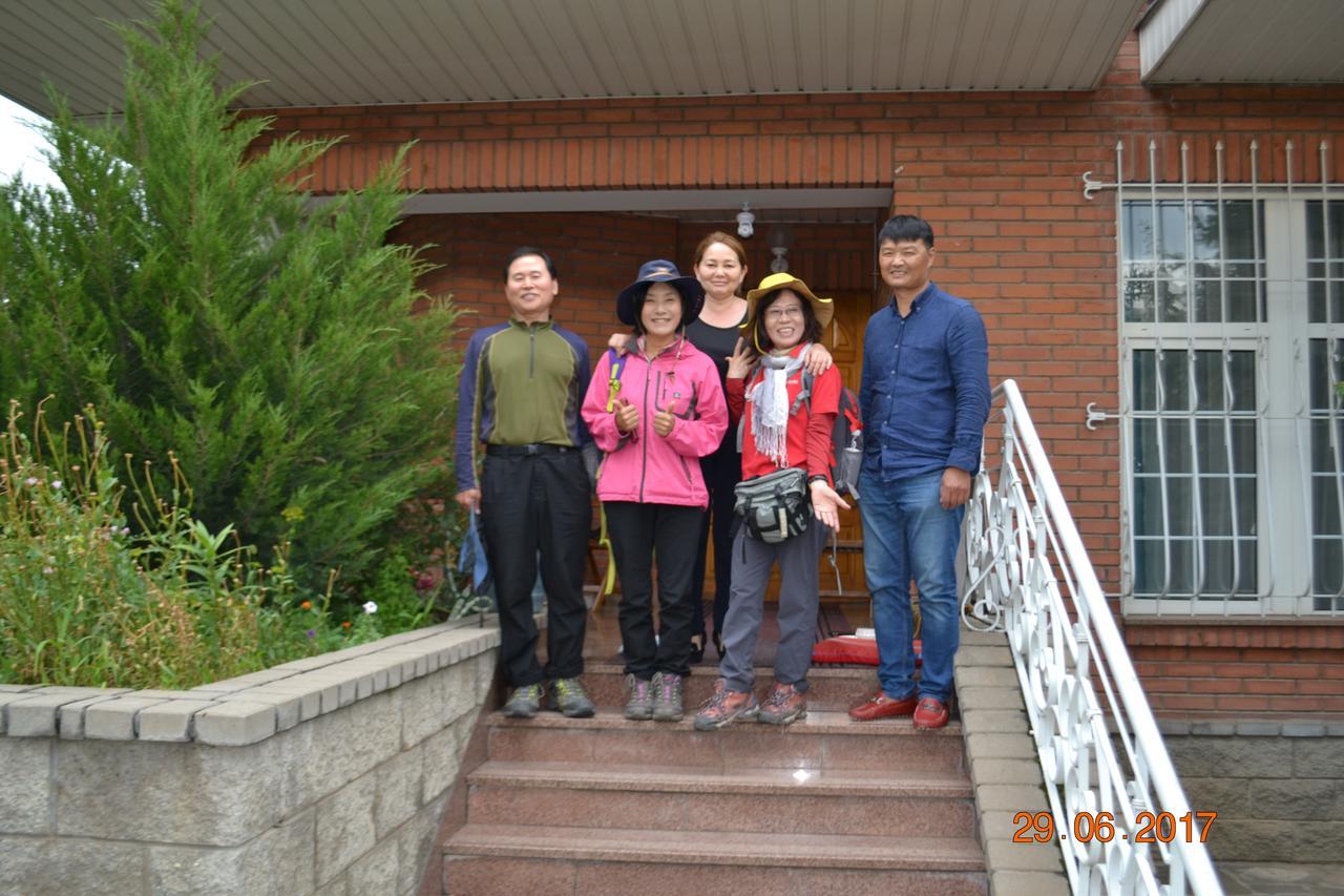 Hostel Interhouse Almaty Exterior foto